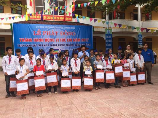 Hương Khê: Phát động tháng hành động vì trẻ em năm 2017
